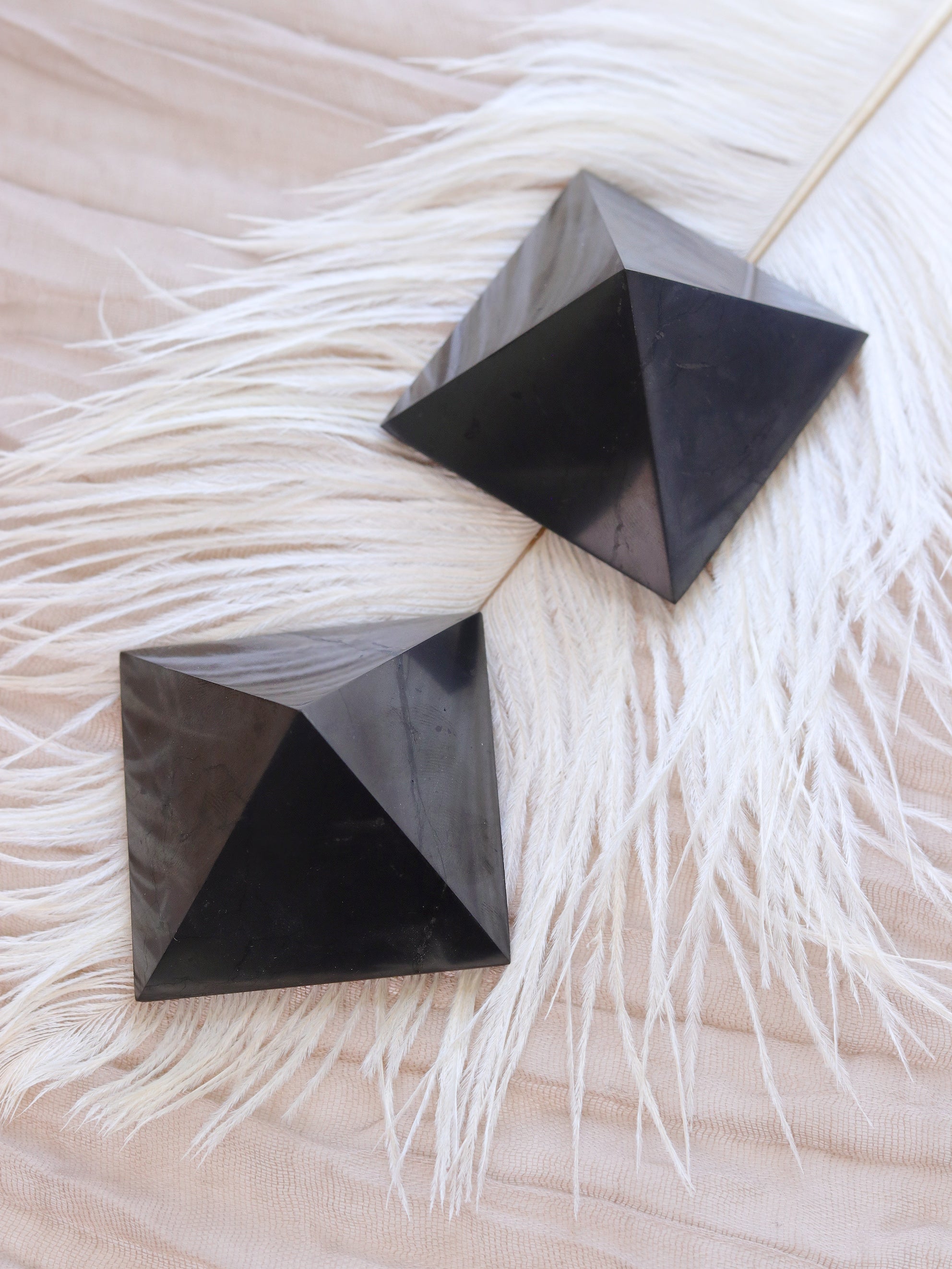 Medium Shungite Pyramid