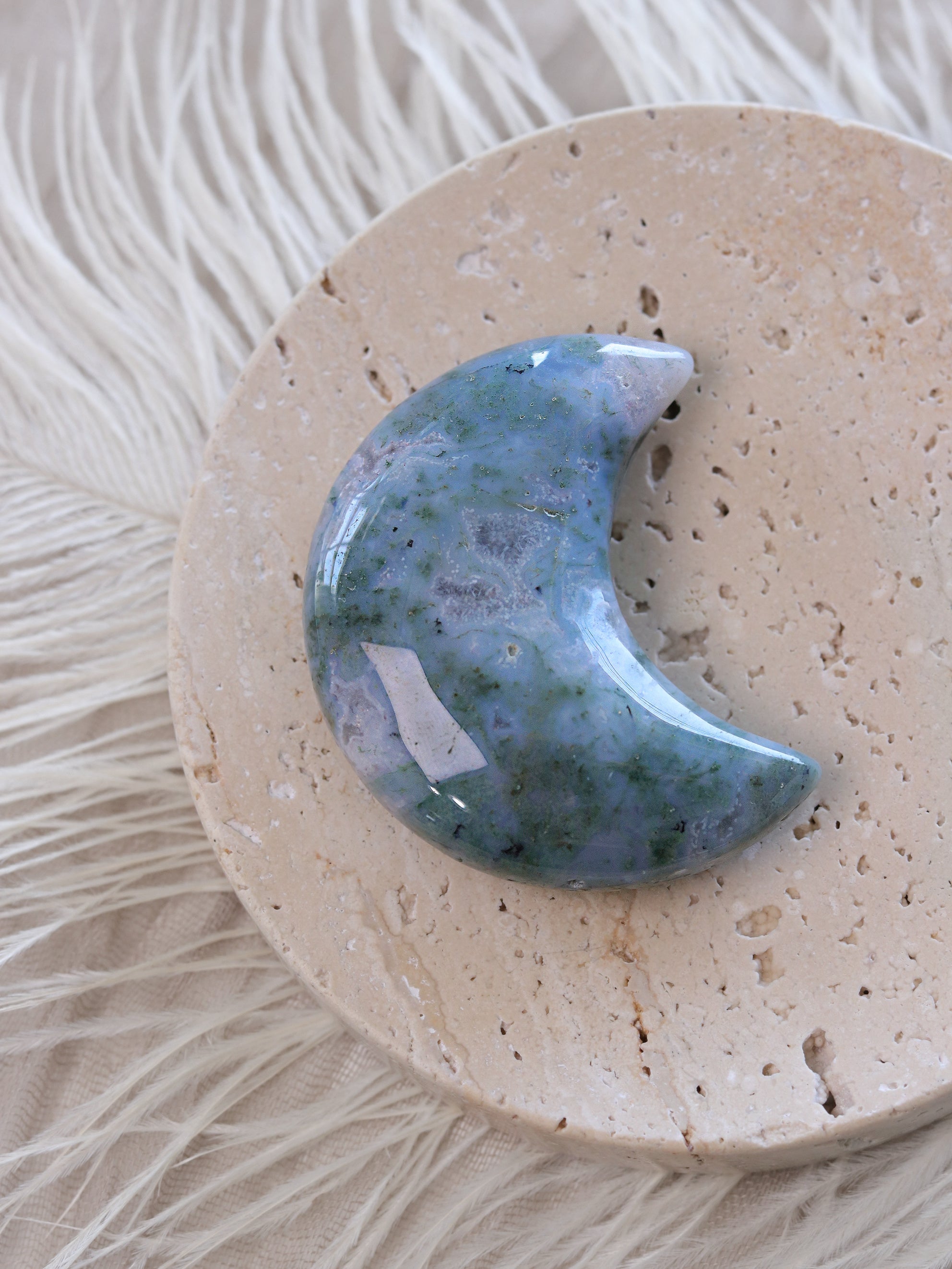 Moss Agate Moon Palm Stone