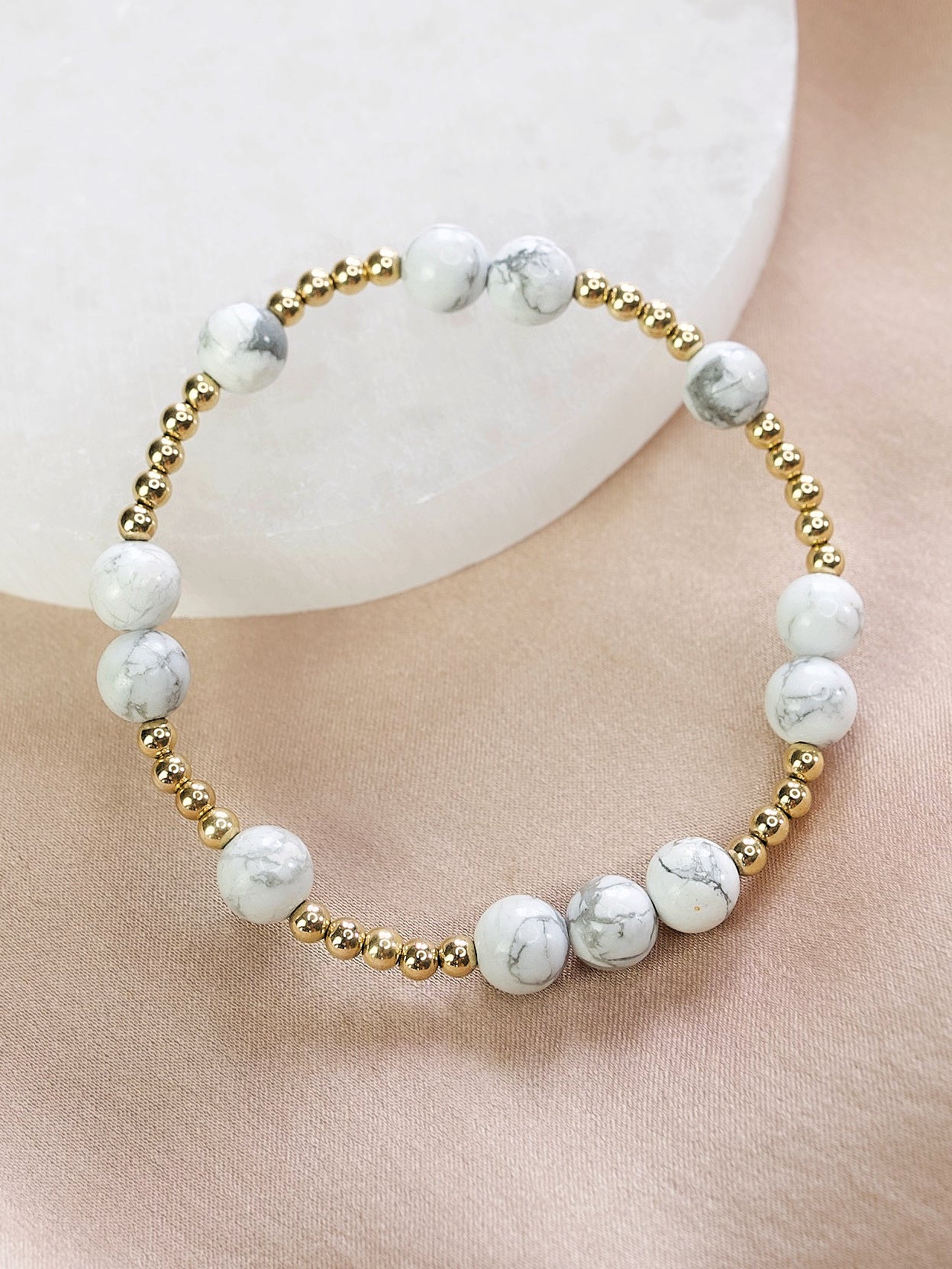 Howlite Mini Orbital Bracelet