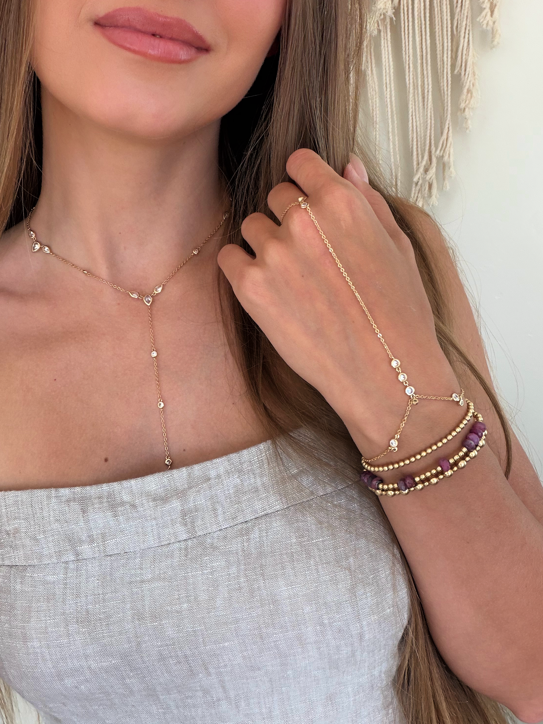 Anais Hand Chain